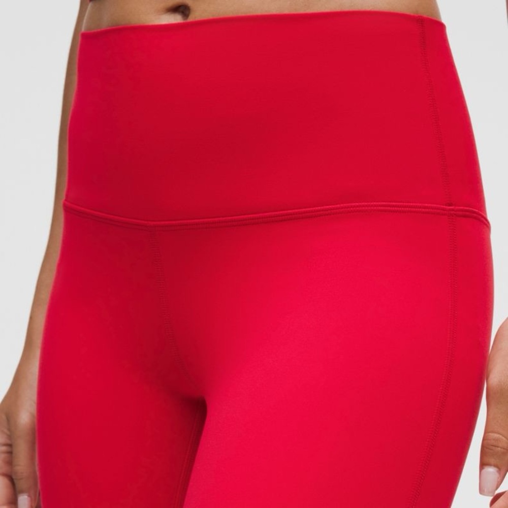 Lululemon Align Crop 22”- Size 8 (Pink / Raspberry) - Picture 4 of 6